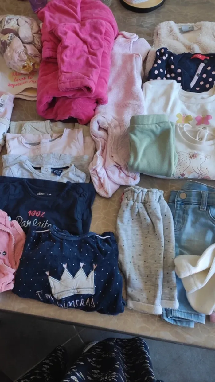 Lot vêtements bébé fille 1 - 3 mois hiver - photo numéro 3