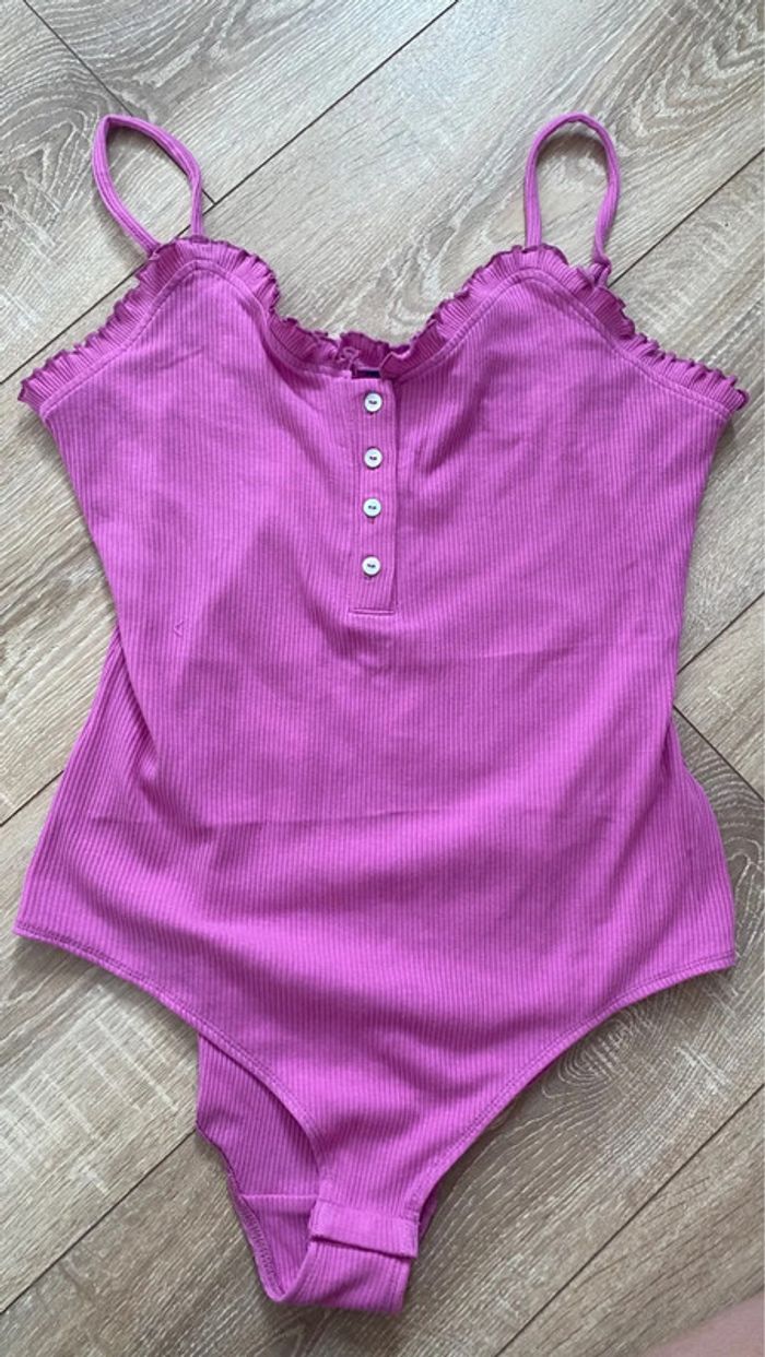 Body neuf taille M