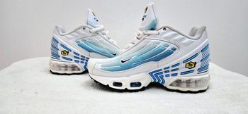 Nike Air Max Plus 3 (Tn Air), modèle iconique au look futuriste.