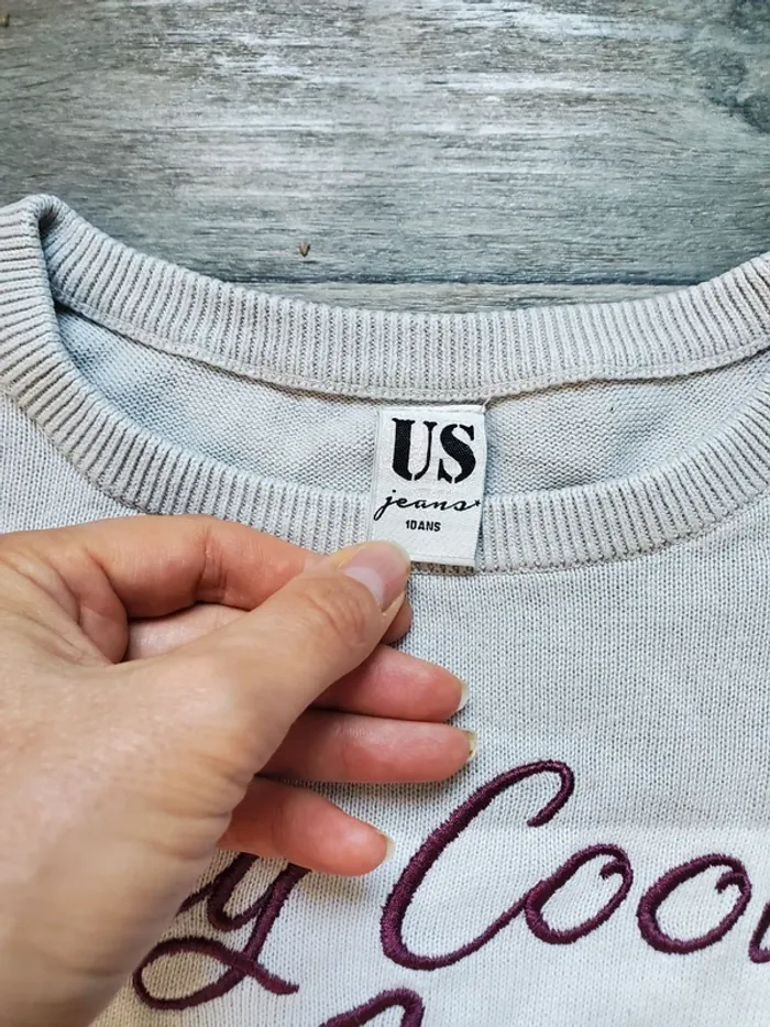 Pull fin taille 10 ans très bon état - photo numéro 2