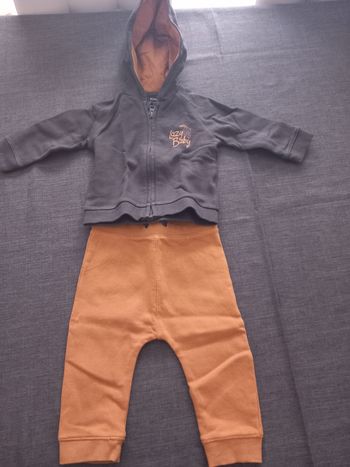 Ensemble jogging et pantalon