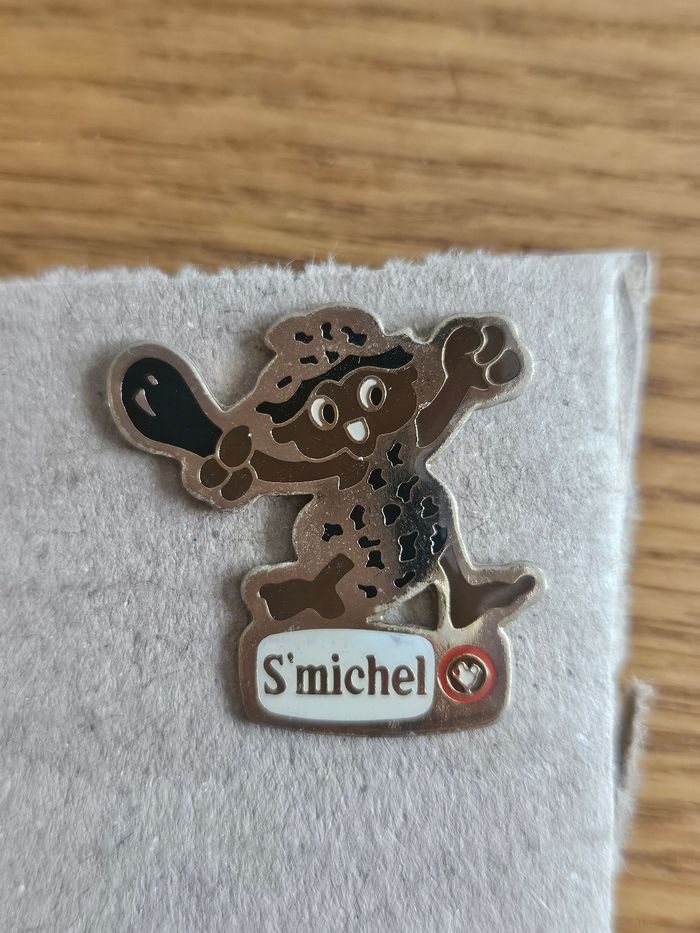 Lot de 3 pin’s St Michel - photo numéro 4
