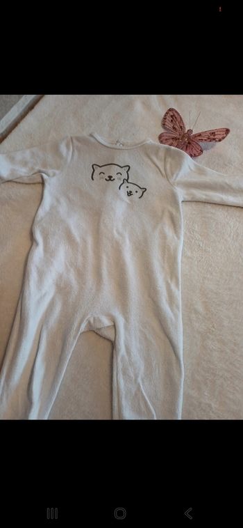 Pyjama bébé taille 6 mois