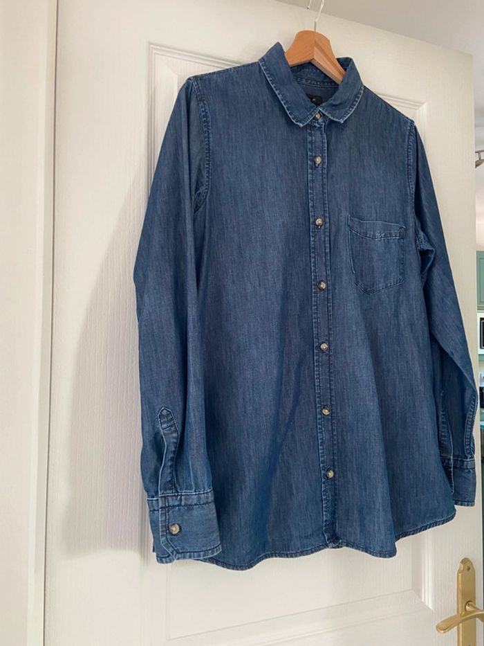 Chemise aspect denim brut bleu foncé Banana Republic taille M - photo numéro 2