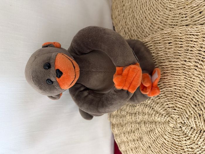 Bébé singe à ventre rond - Peluche bichasdepano