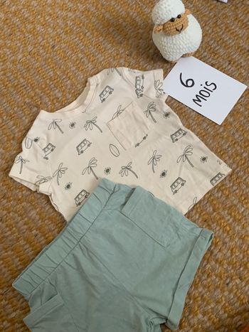 Ensemble Kiabi short et T-shirt 6 mois