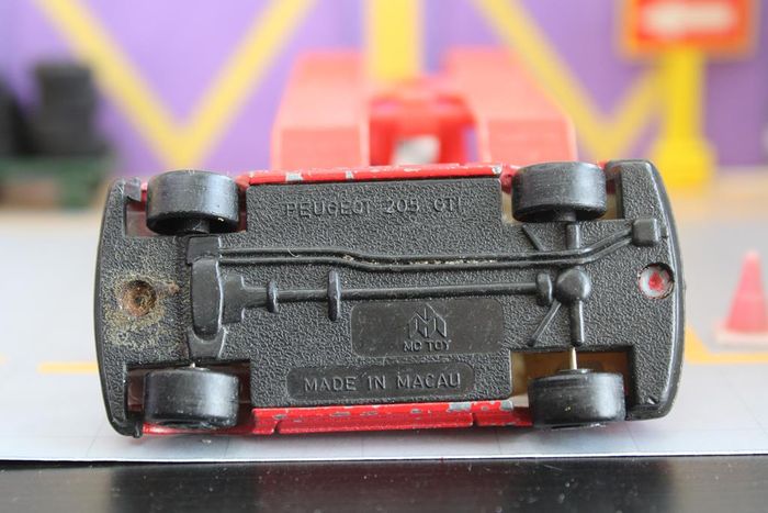 Mc toy Peugeot 205 GTI - photo numéro 10