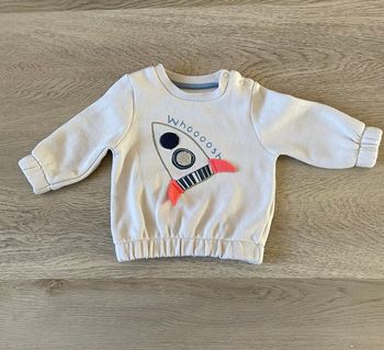 Pull 6/9 mois