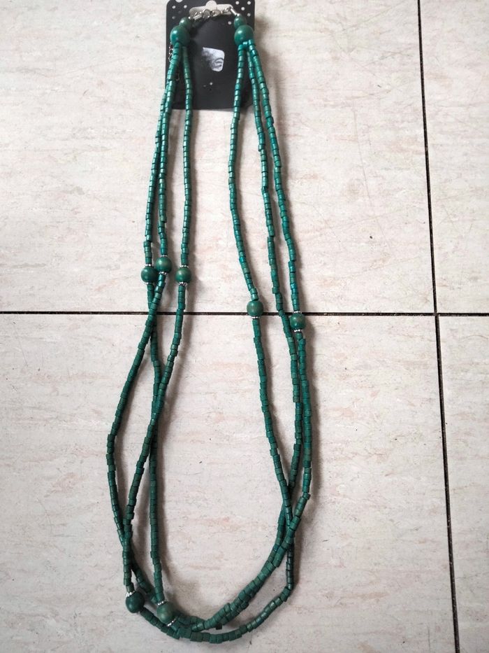 Collier - photo numéro 1
