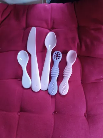 Lot de 5 couverts bébé