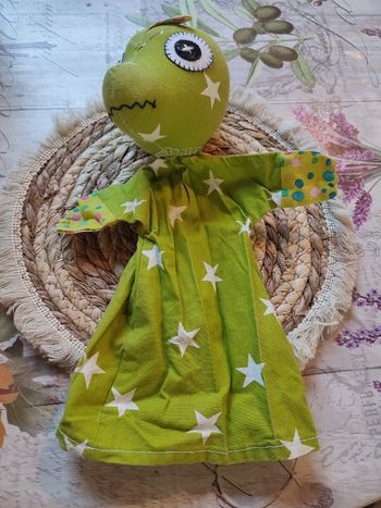 Marionnette dinosaure