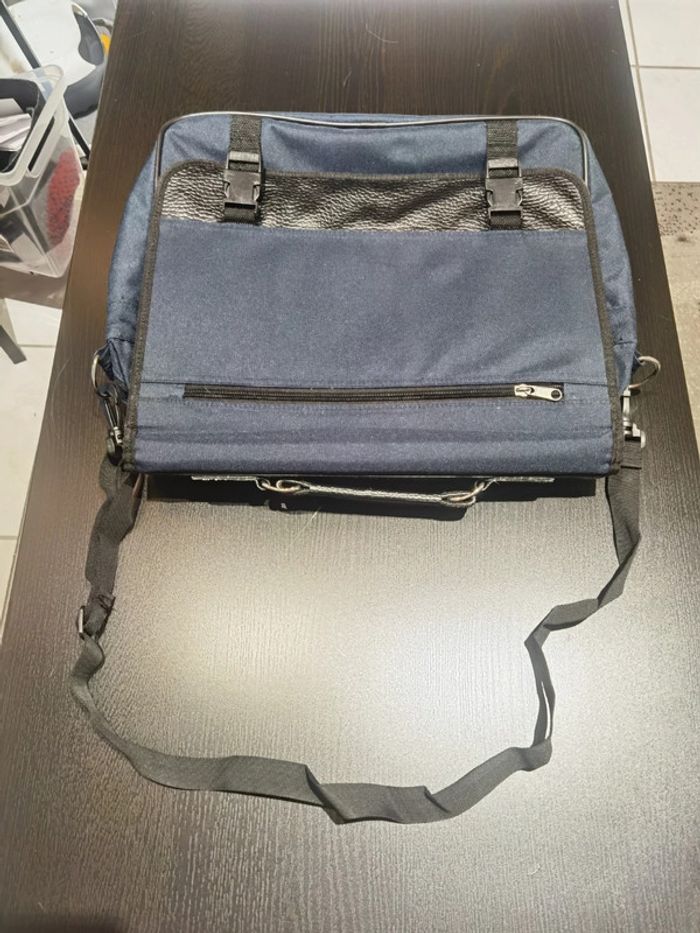 Sac pour pc portable avec lanière - photo numéro 16
