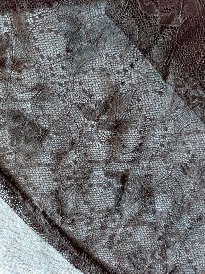 Jennyfer - petite robe noire T.S - photo numéro 6