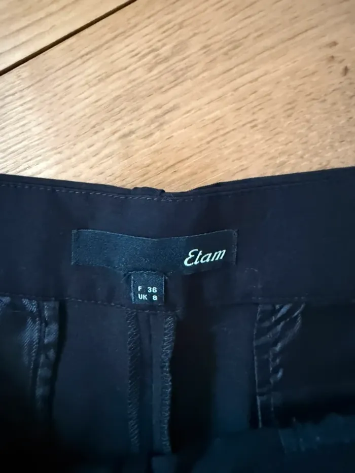 Mini short en bon état noir taille 36 etam - photo numéro 4
