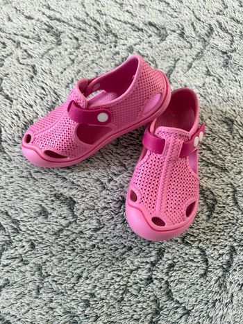 Chaussures style crocs - taille 29