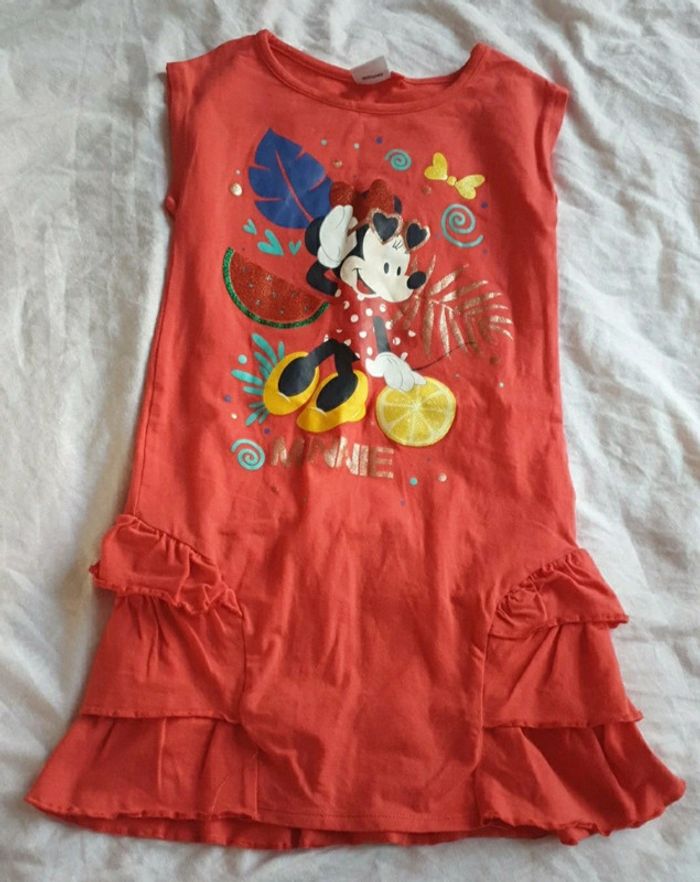 Robe neuve minnie 7 ans