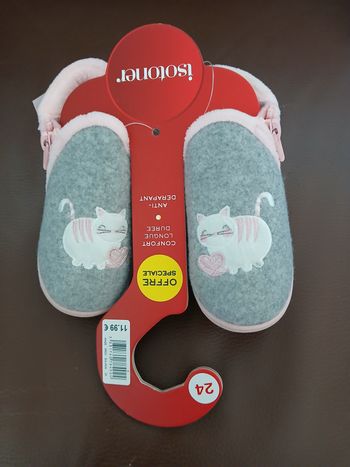 chaussons fille chat isotoner 24
