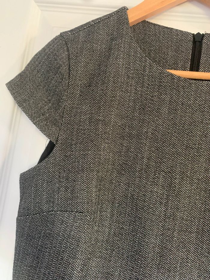 Robe H&M taille 40 grise automne hiver - photo numéro 7