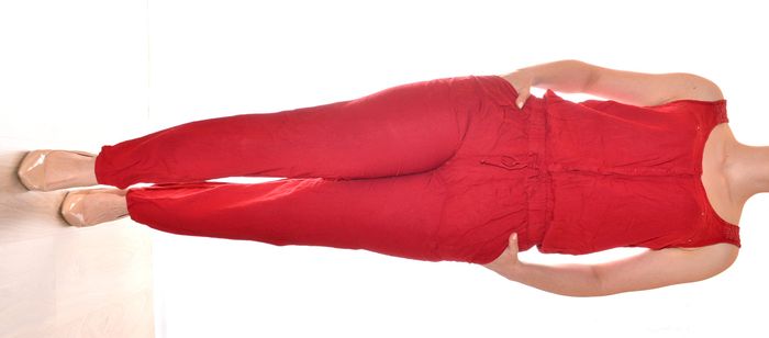 combinaison rouge uni sans manches décontractée et féminine taille M