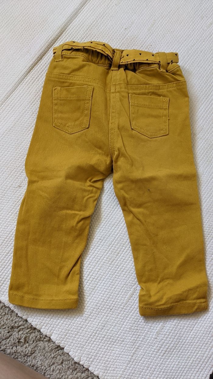 Jean jaune avec jolie ceinture tissu Kiabi 12 mois - photo numéro 2