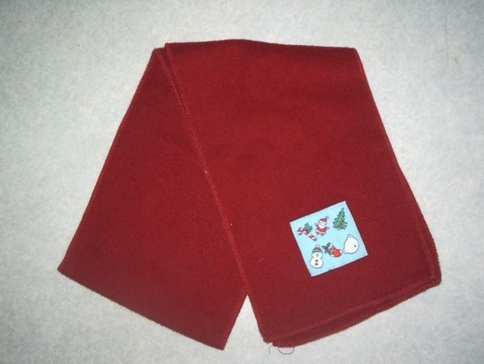 Echarpe rouge
