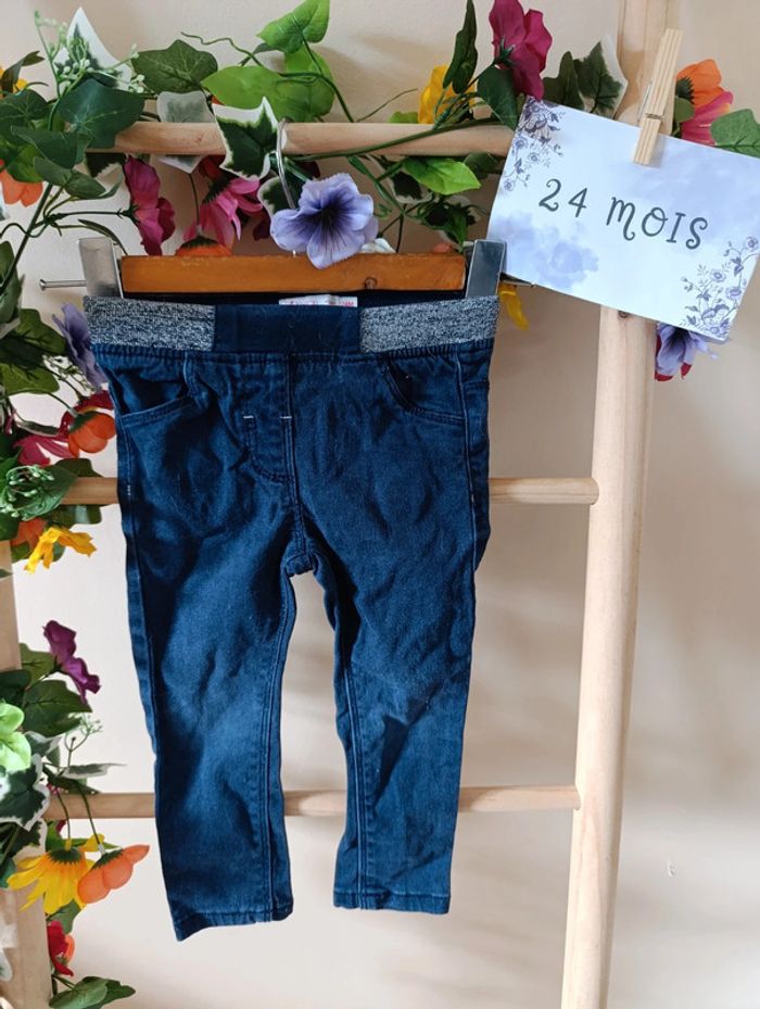 Pantalon taille 24mois Gémo fille