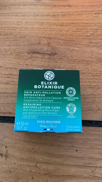 Soin anti pollution Yves Rocher