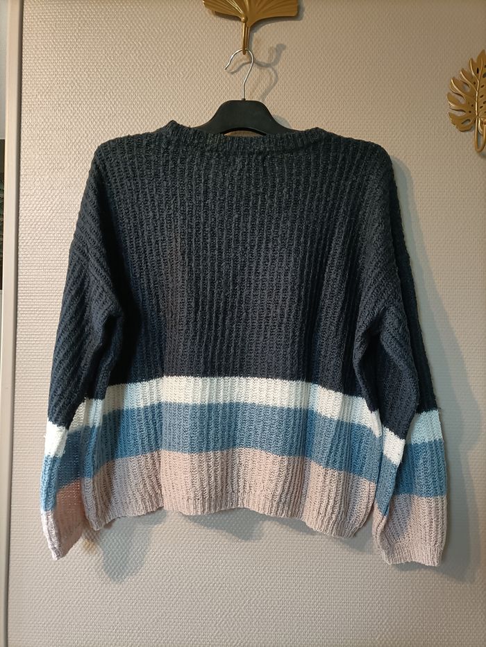 Pull lignes rayés bleu marine, blanc bleu et rose pâle - photo numéro 2