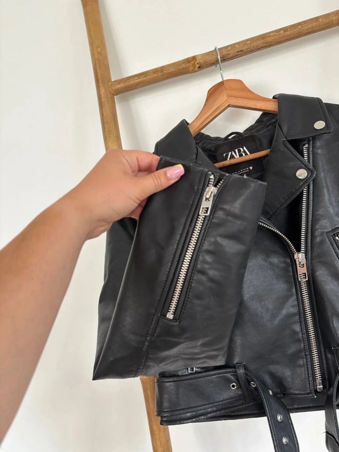 Veste en cuir noire Zara taille M - photo numéro 5