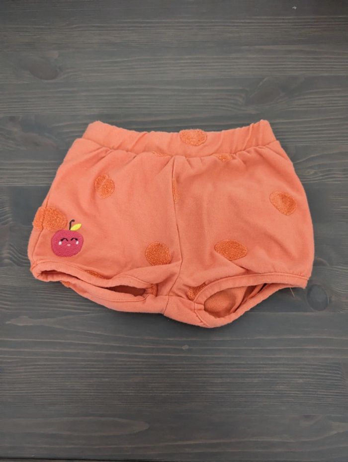 Lot 3 shorts 9 mois - photo numéro 4