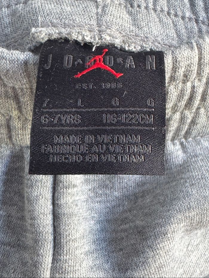 Jogging Nike 6-7 ans - photo numéro 2