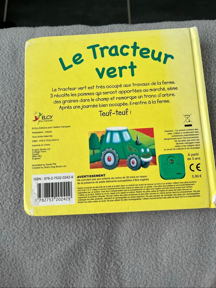Livre le tracteur vert - photo numéro 2