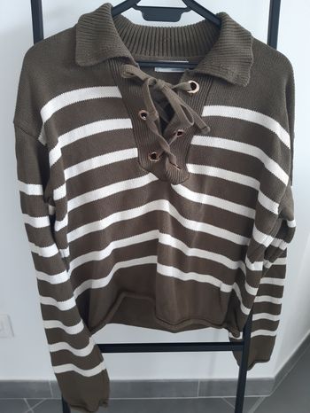 Pull kaki a rayures