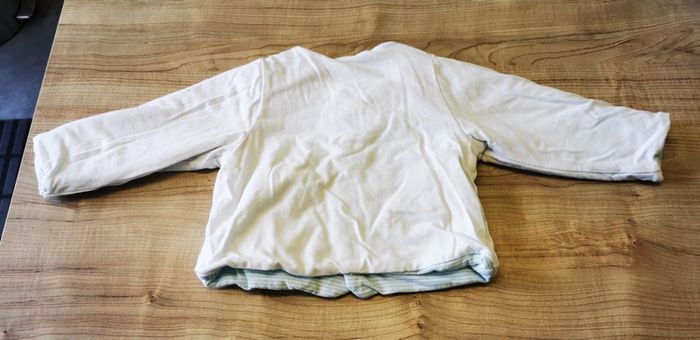 Gilet réversible taille 6 mois - photo numéro 2