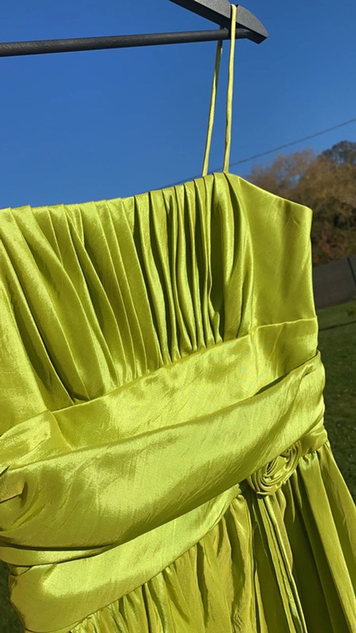 Robe cérémonie vert anis et son étole - photo numéro 4