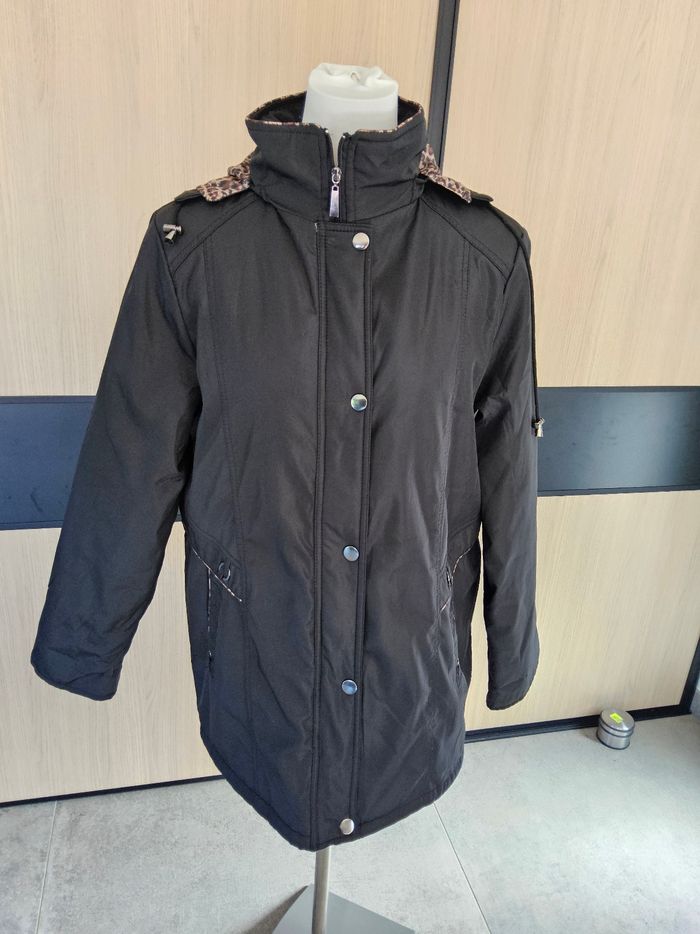 Parka taille M  tres bon etat foglie ross - photo numéro 5