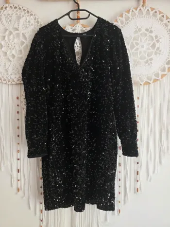 Robe velour et sequins