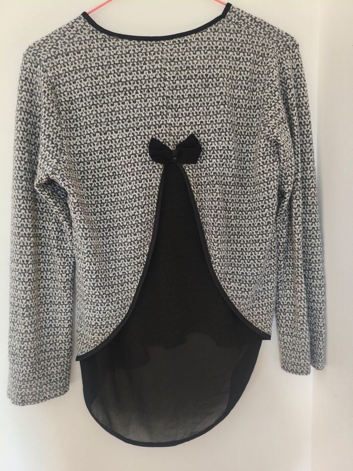Pull avec noeud - photo numéro 2