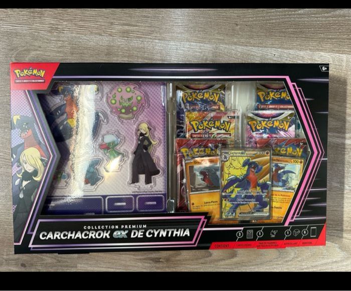Coffret ampidibou + Cynthia +1booster ev01 en cadeau