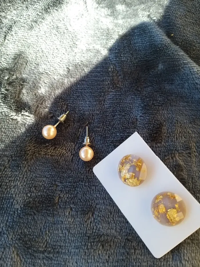 Lot boucle d'oreille dorée