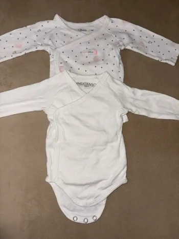 Lot de 2 bodies cache cœur
