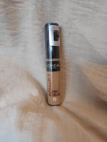 Fonds de teint et correcteur infaillible more than concealer teinte 329