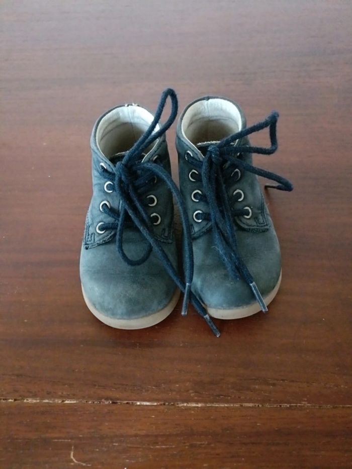 Chaussure taille 20