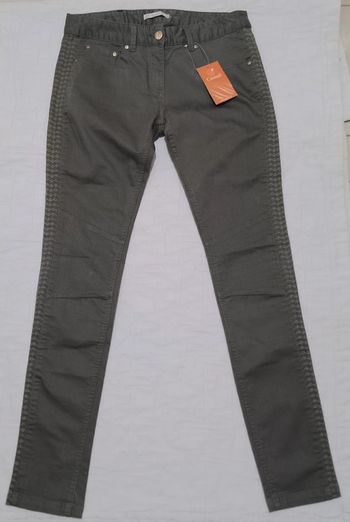 Gémo pantalon kaki avec étiquette taille 38