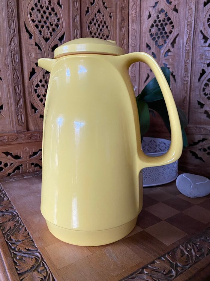 Thermos jaune 1 litre très bon etat - photo numéro 2