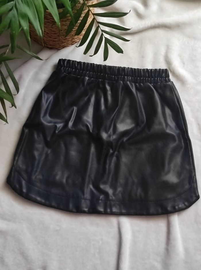 Jupe courte 6/7ans - photo numéro 4