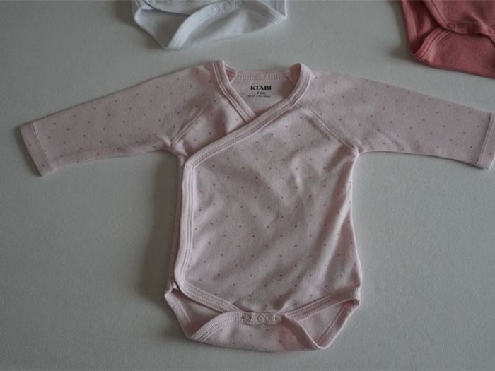 Lot de 3 Bodies ML Kiabi/Gémo fantaisies Taille : 1 mois - photo numéro 6