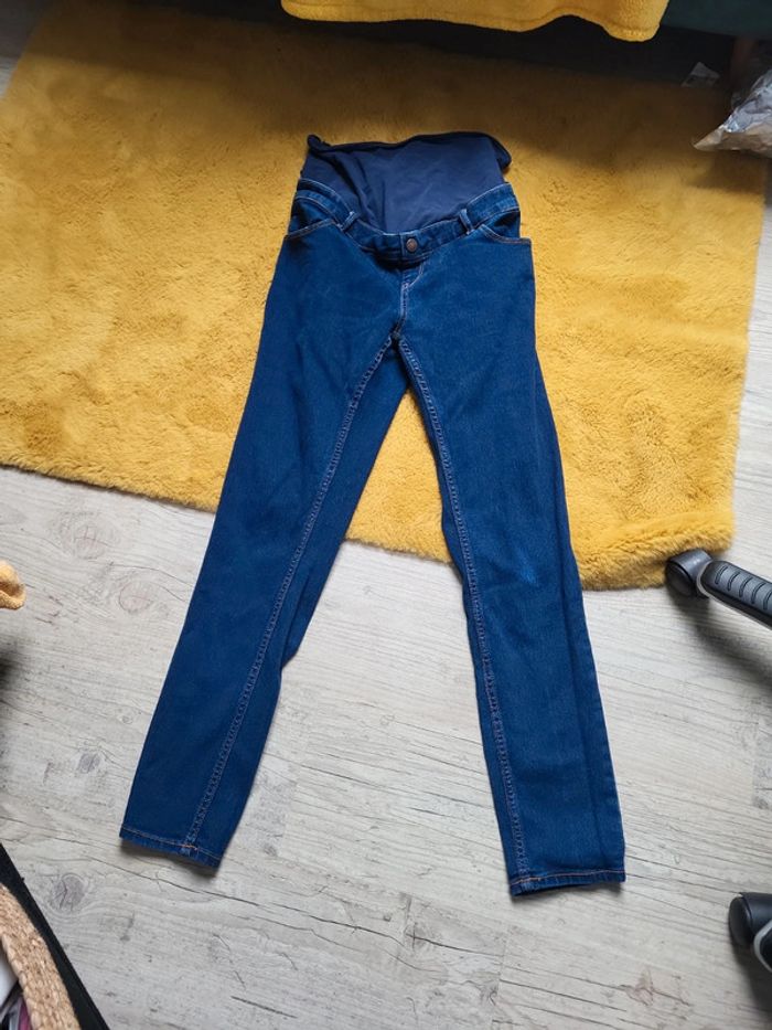 Jean de grossesse état neuf