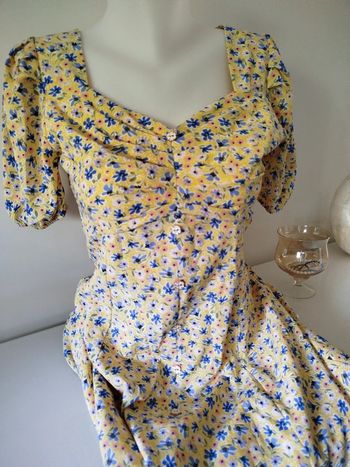 #robe#jaune#motif fleuri