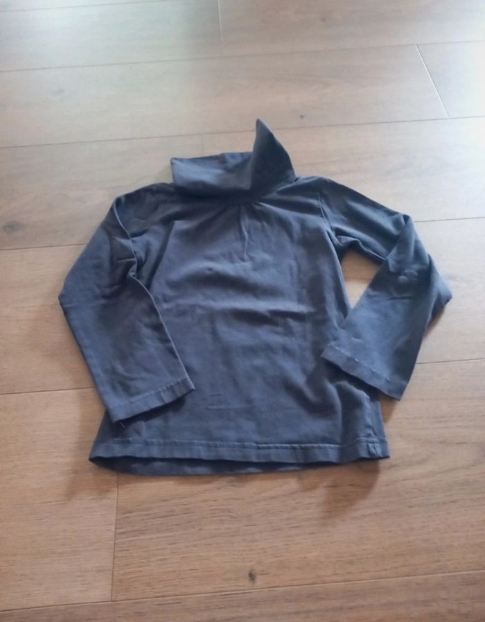 Lot vêtements fille 4 ans - photo numéro 4